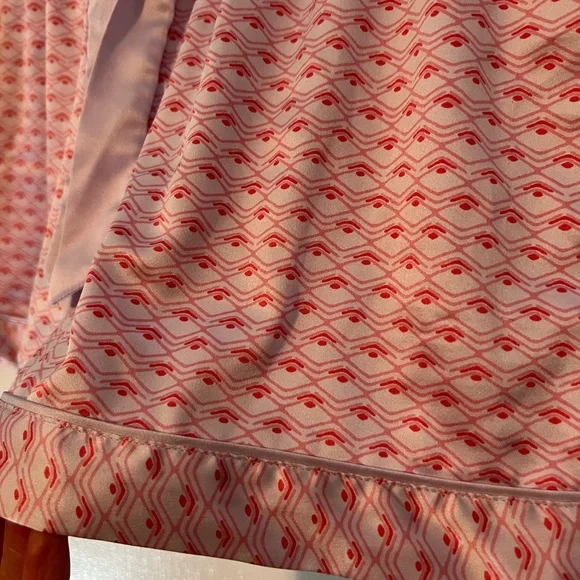 VICTORIA’S SECRET Silky Pajama Shorts - Size Medium 💕 - Picture 2 of 5